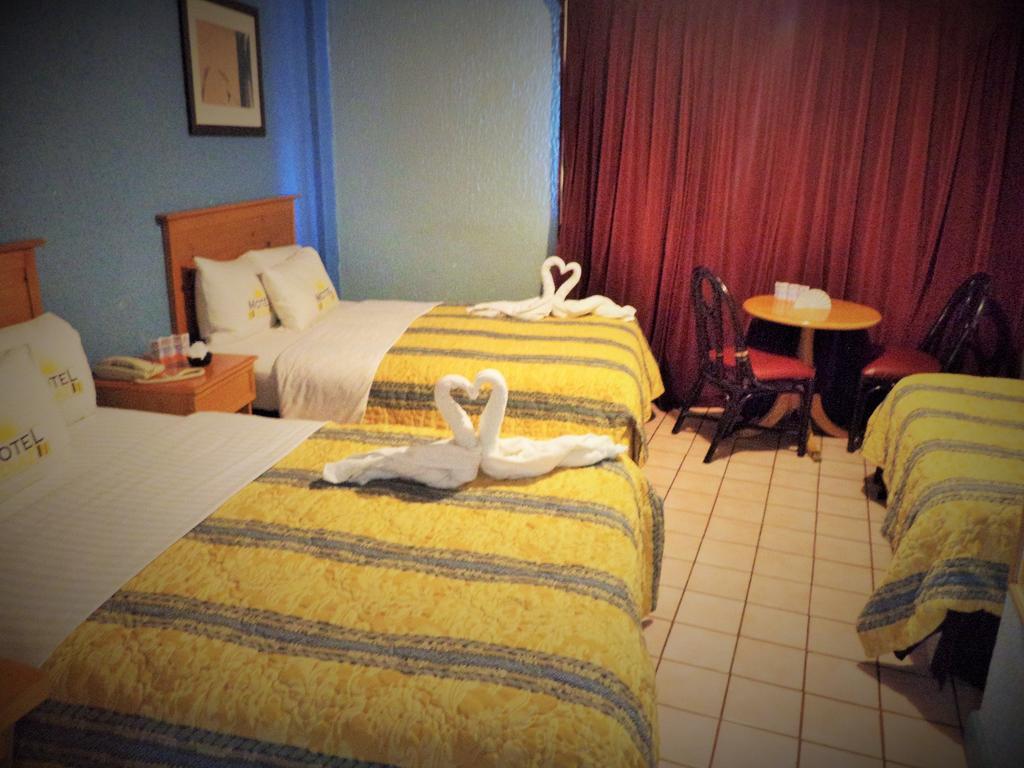 Hotel Diaz Tijuana Habitación foto