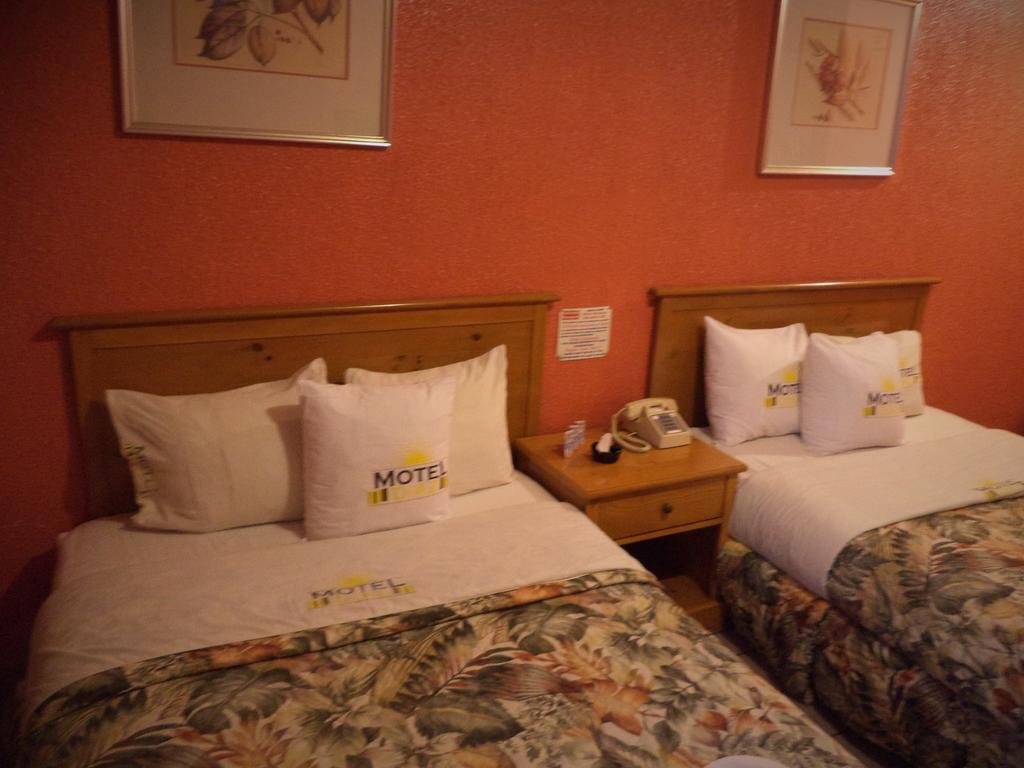 Hotel Diaz Tijuana Habitación foto